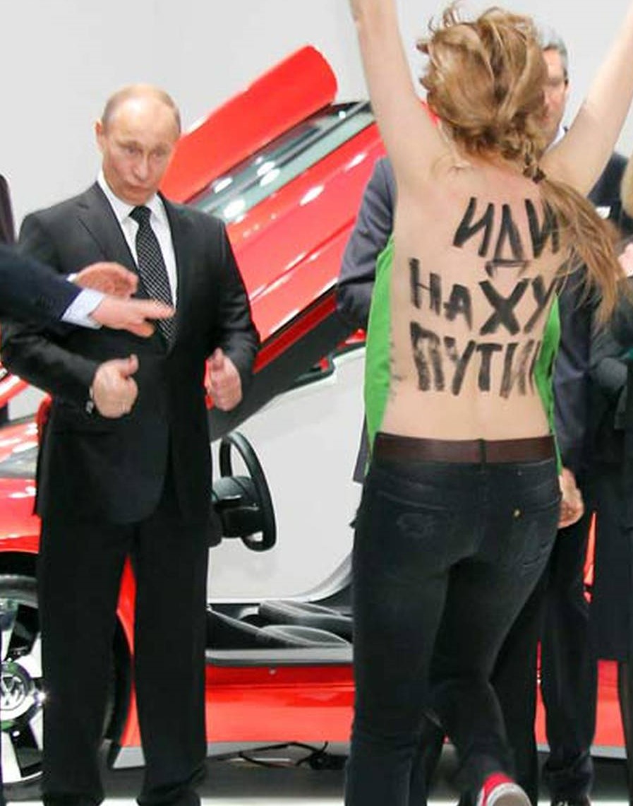 putinboobs.jpg